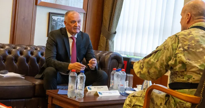 Zukan Helez i Christopher Cavoli/Msgt Or-7 Dennis Sattler