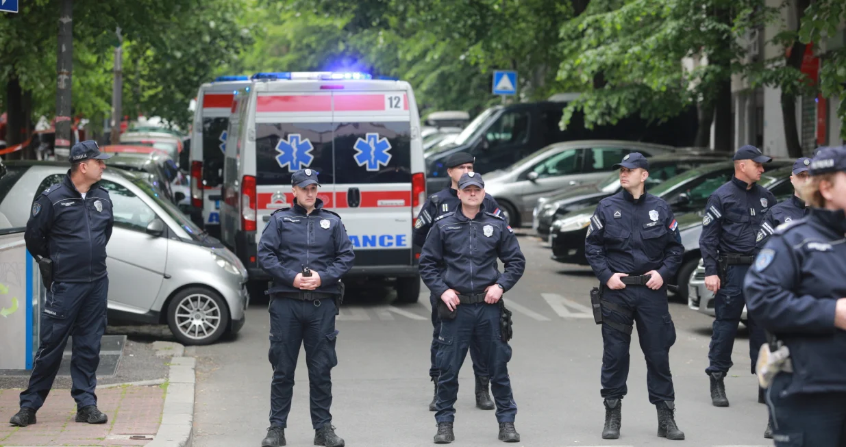 Iz Ministarstva unutrašnjih poslova (MUP) Republike Srbije saopšteno je da je uhapšen maloljetnik, koji je, kako se sumnja, ispalio više hitaca u Osnovnoj školi "Vladislav Ribnikar" u naselju Vračar u Beogradu, glavnom gradu Srbije. (Milos Miskov - Anadolu Agency)/�