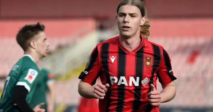 Talha Tabaković u dresu Čelika