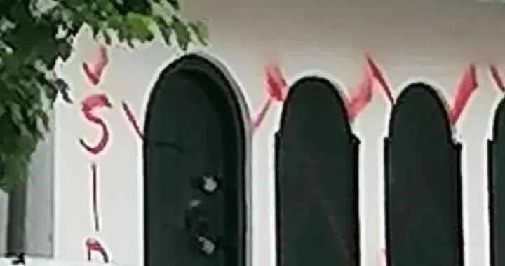 Turbe "Sedam braće" i&scaron;arano sprejom/Crna-hronika.info/