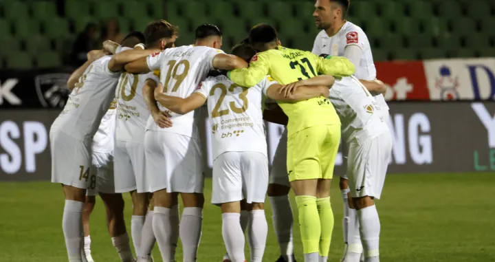 Sarajevo - VeležOsman Hadžikić Klemen &Scaron;turm Adnan Džafić Demir Peco Asmir Suljić 