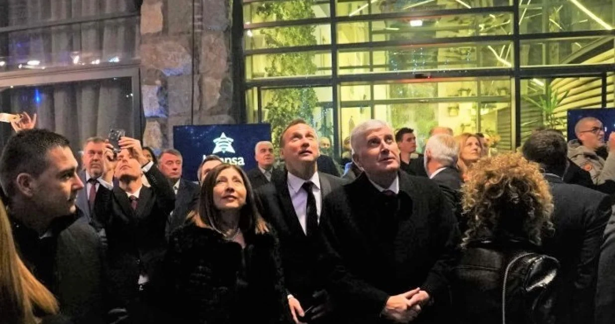 Detalj sa čuvene večere u organizaciji BHANSA od oko 300.000 KM/