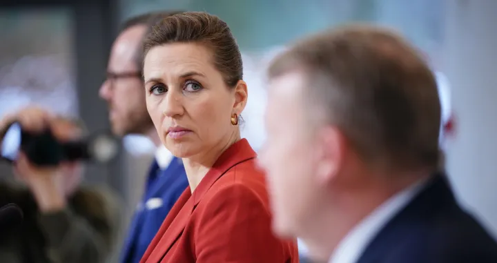 epa10365224 Prime Minister Mette Frederiksen (C) of the Social Democrats present a new Danish government at Marienborg Castle, Denmark, 14 December 2022. Denmark's Social Democratic leader Mette Frederiksen said on 13 December she had agreed to form a rare bipartisan government with the main opposition party, the Liberal Party, and the Moderates to form a government with her as prime minister. EPA/Mads Claus Rasmussen DENMARK OUT/Mads Claus Rasmussen