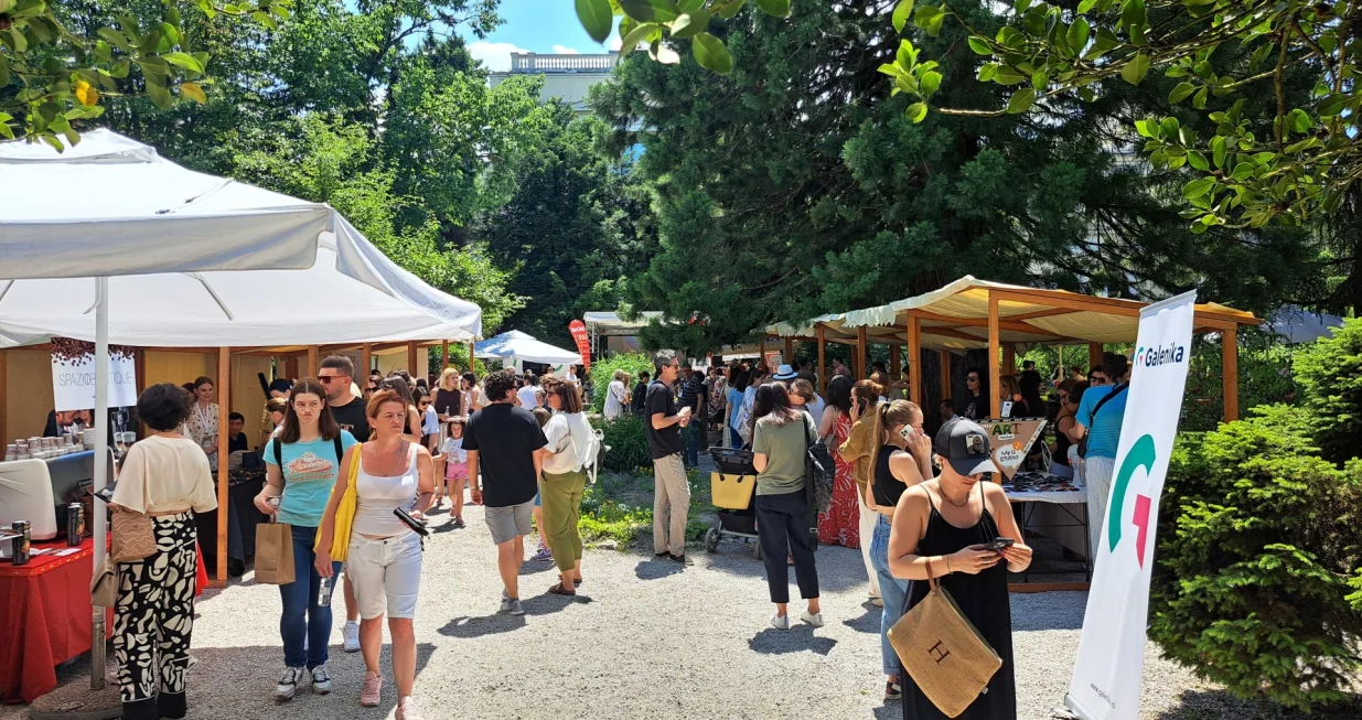 8. OREA Art Market, Botanička bašta, Zemaljski muzej/E. DŽ.