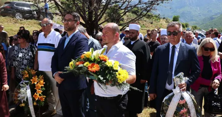 Uborak i Sutina, godišnjica obilježavanja zločina/Fena/