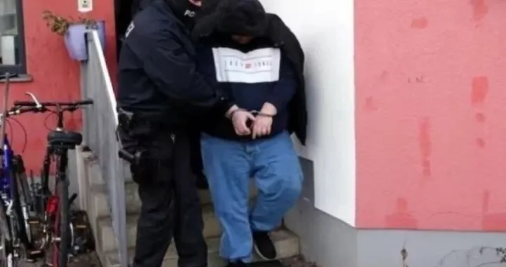 Hapšenje cimera njemačka/Screenshot/bz-berlin.de/