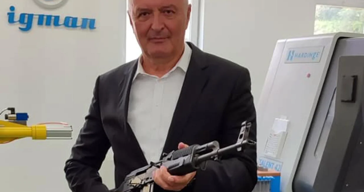 Helez sa pu&scaron;kom proizvedenom u Igmanu/