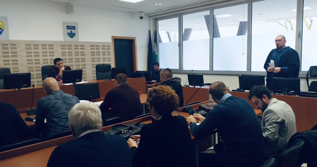 Sa suđenja Admiru Hadžipašiću/Fahrudin Bender