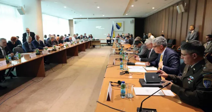 Vijeće za implementaciju mira, PIC/Senad Gubelić/