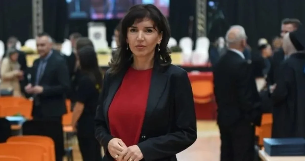 Larisa Velić završila je pravni fakultet i doktorski studij u Njemačkoj, gdje je radila kao advokat/Fb