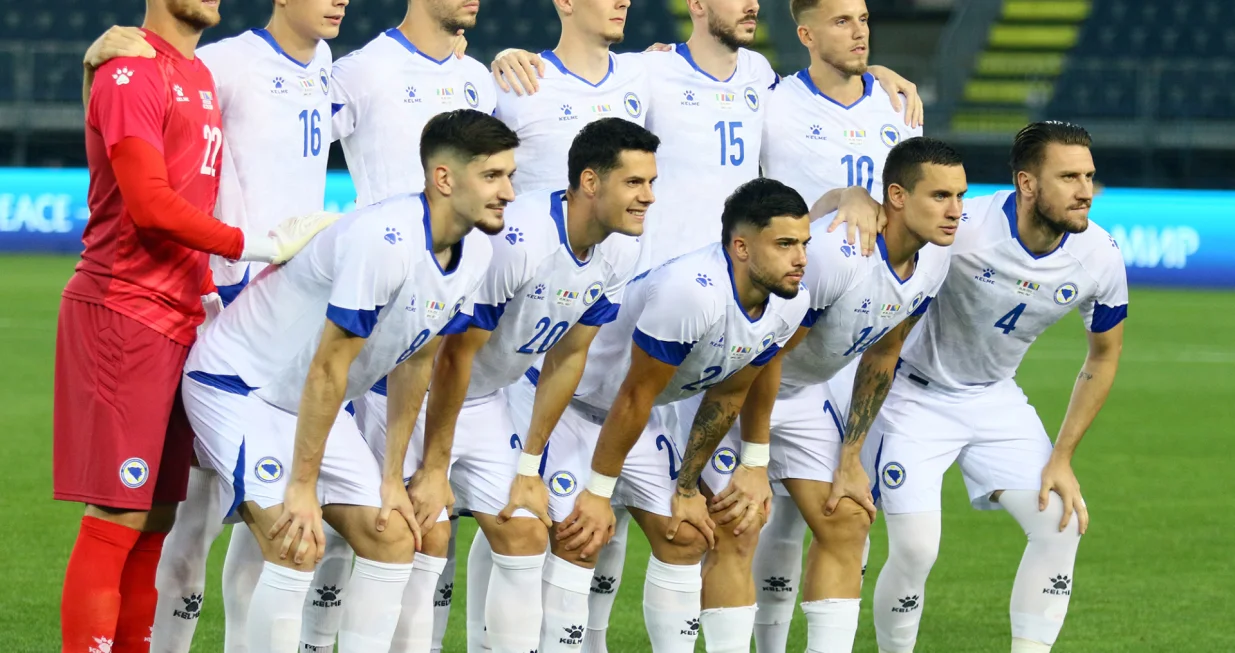 Italija - BiHKenan PirićErmin BičakčićNikola KatićAnel AhmedhodžićNihad MujakićDario ŠarićBenjamin TahirovićHaris HajradinovićJusuf GazibegovićArmin GigovićErmedin Demirović