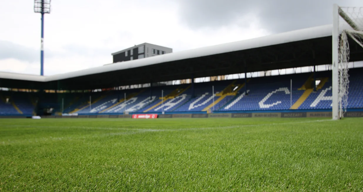 Stadion Grbavica FK ŽeljezničarIstočna tribina Grbavice, istok