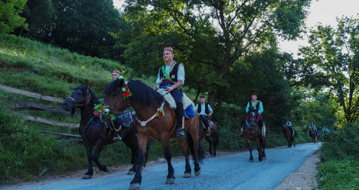 Konjanici krenuli ka Pruscu/Anadolija/