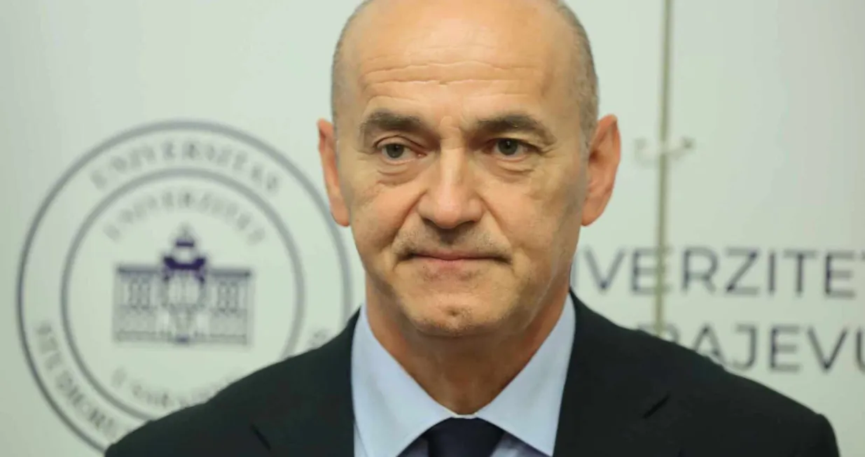 Prof. dr. Rifat &Scaron;krijelj/Senad Gubelić/