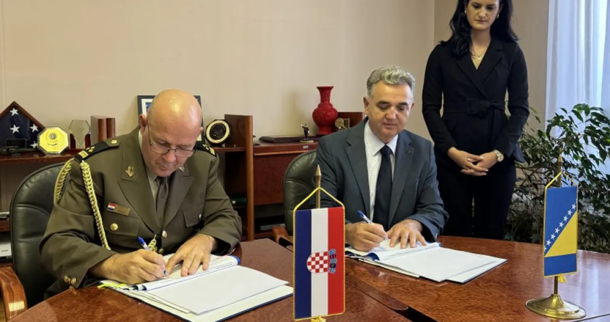 MORH i Ministarstvo odbrane BiH potpisali plan suradnje/