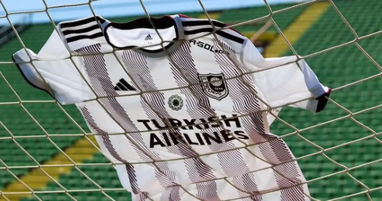 Dres FK Sarajevo sa Cvijetom Srebrenice