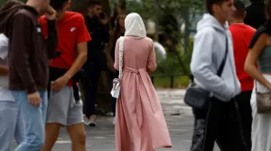 muslimanka marama pokrivena žena/