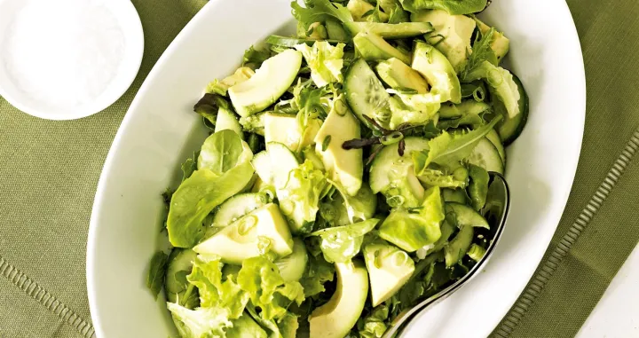 salata avokado krastavac/