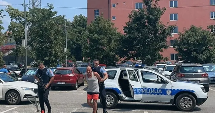 Privođenje osumnjičenog/Printscreen/X.com/