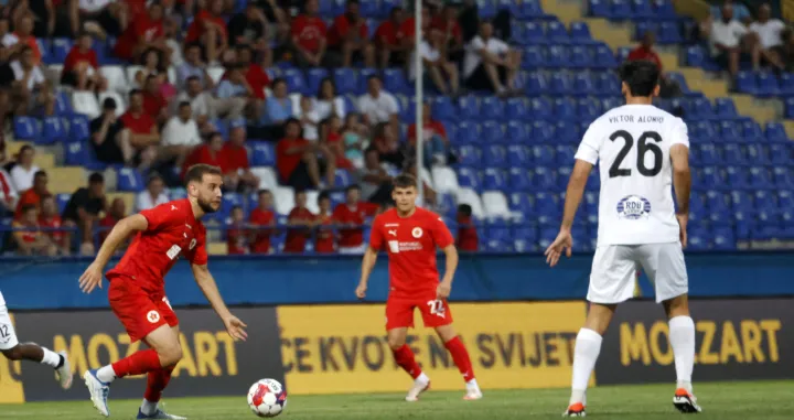 FK Velež - Inter Club d'EscaldesKarlo IšasegiVicto AlonsoTarik Šikalo