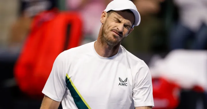epa10386990 Andy Murray of Britain reacts during his match against Sebastian Korda of the United States at the 2023 Adelaide International Tennis Tournament at the Memorial Drive Tennis Centre in Adelaide, Australia, 03 January 2023. EPA/MATT TURNER AUSTRALIA AND NEW ZEALAND OUT