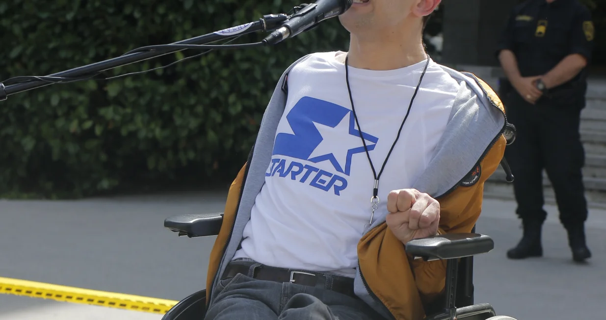 Protest civilnih invalida u fbih/Senad Gubelić