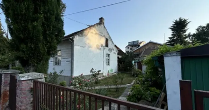 Kuća u kojoj je nađeno tijelo starice/Ringier/Blic/