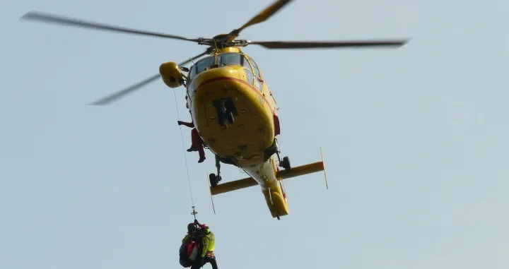 helikopter spašavnje ilustracija/