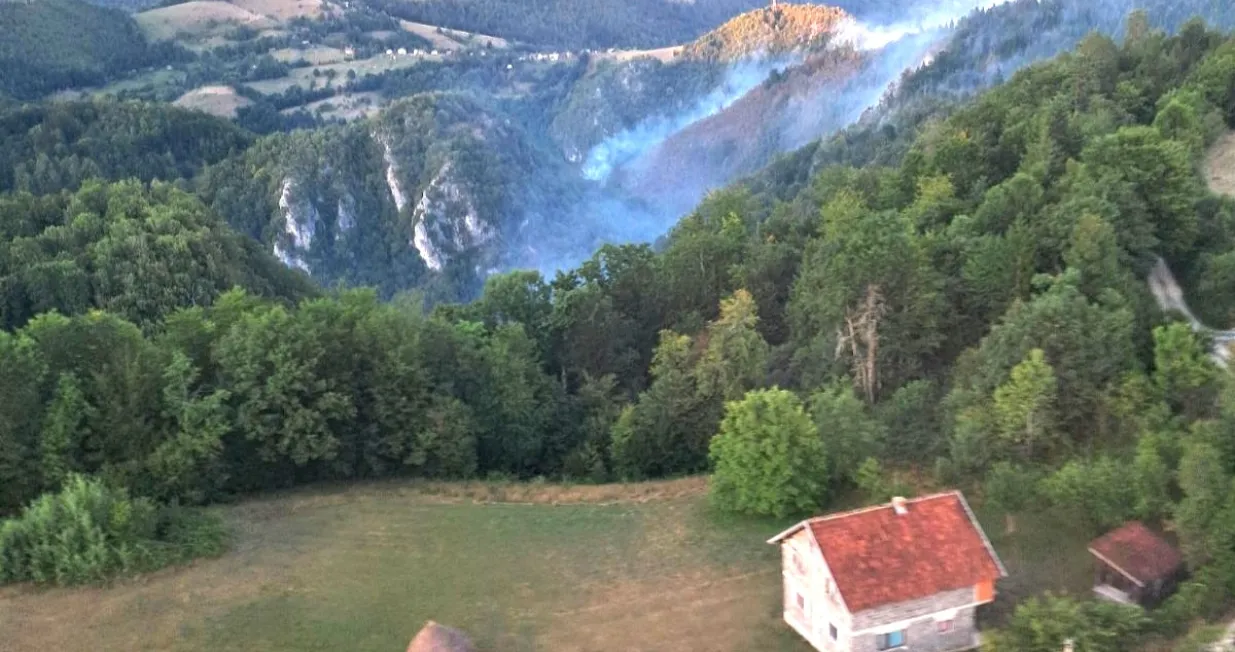 Piloti, Oružane snage BiH, požar u Olovu, ugašen požar/
