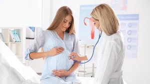 trudnice trudnoca doktor pregled foto shutterstock/