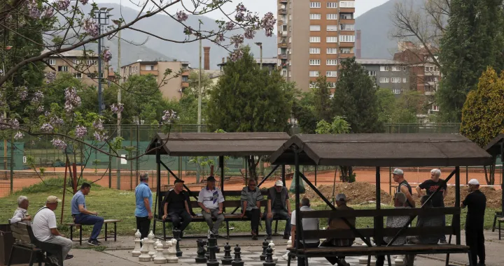 Penzioneri igraju šah Kamberovića polje Zenica/Damir Deljo