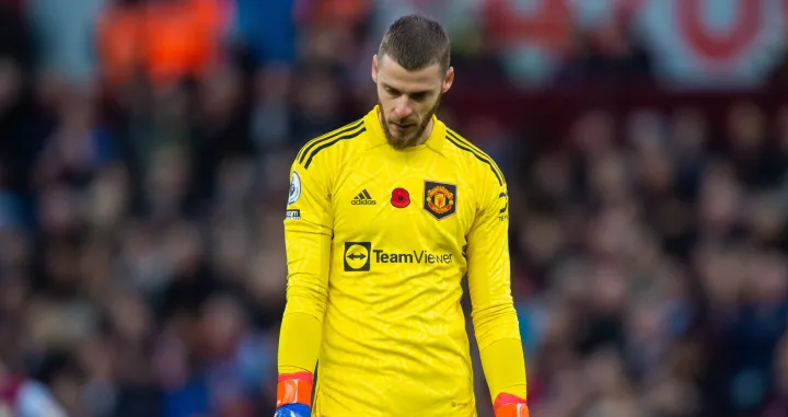 epa10290676 Manchester United goalkeeper David De Gea reacts during thee English Premier League soccer match between Manchester City and Fulham at Villa Park in Birmingham, Britain, 06 November 2022. EPA/PETER POWELL EDITORIAL USE ONLY. No use with unauthorized audio, video, data, fixture lists, club/league logos or 'live' services. Online in-match use limited to 120 images, no video emulation. No use in betting, games or single club/league/player publications