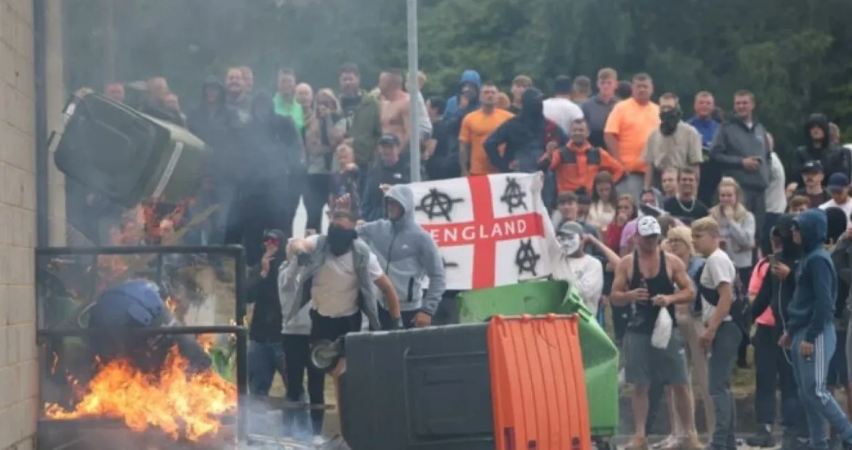 Neredi u Velikoj Britaniji/X