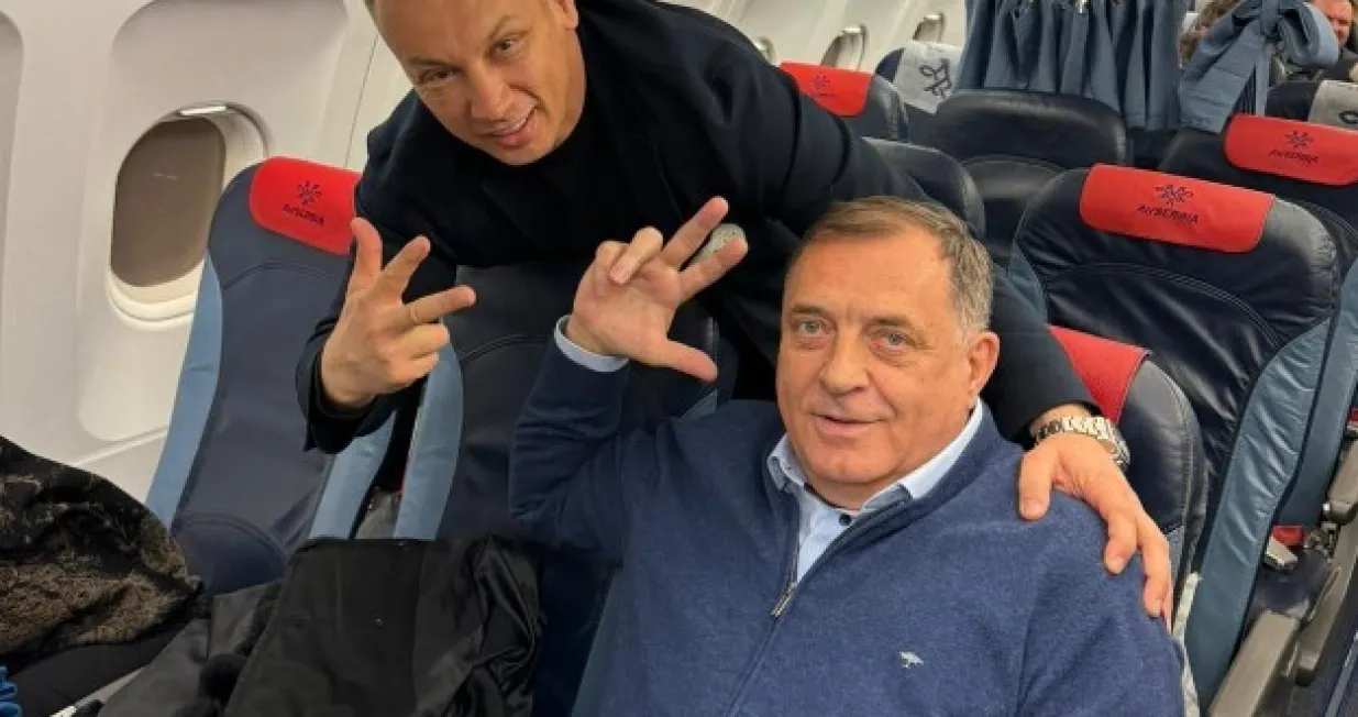 Nešić i Dodik avion/ X