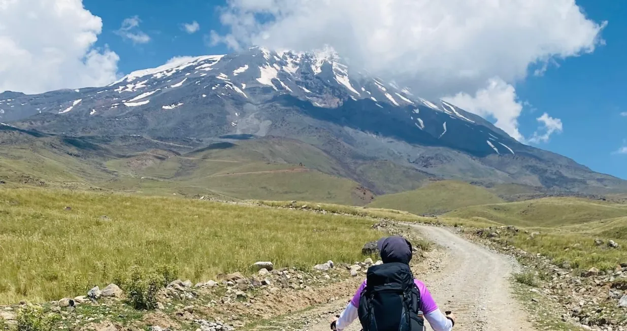 Prvi dan sa pogledom na Ararat/