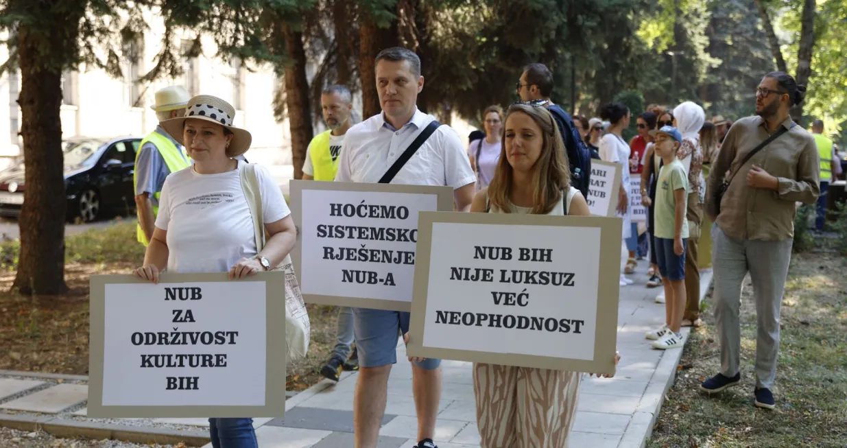 NUBBiH protestna &scaron;etnja/fena/