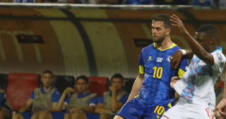 Bosna i Hercegovina - LuksemburgMiralem PjanićChristopher Martins 