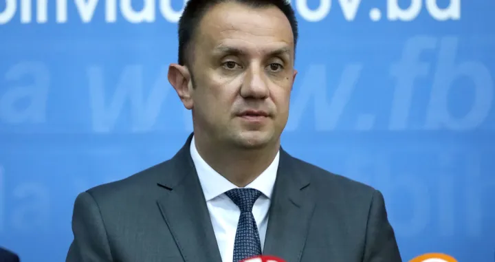 Vlada Federacije Bosne i Hercegovine nakon održane sjednice pres konferencija/Senad Gubelić