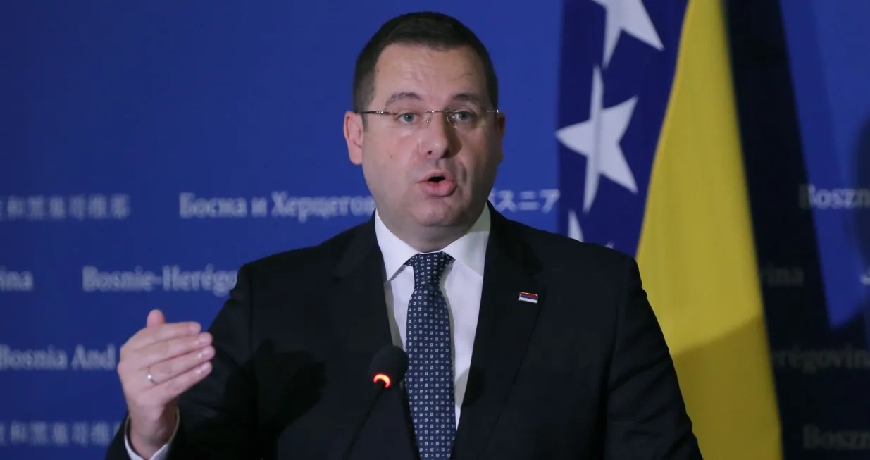 Pres-konferencija delegata u Domu naroda Parlamentarne skupštine BiH Radovan Kovačević/Senad Gubelić