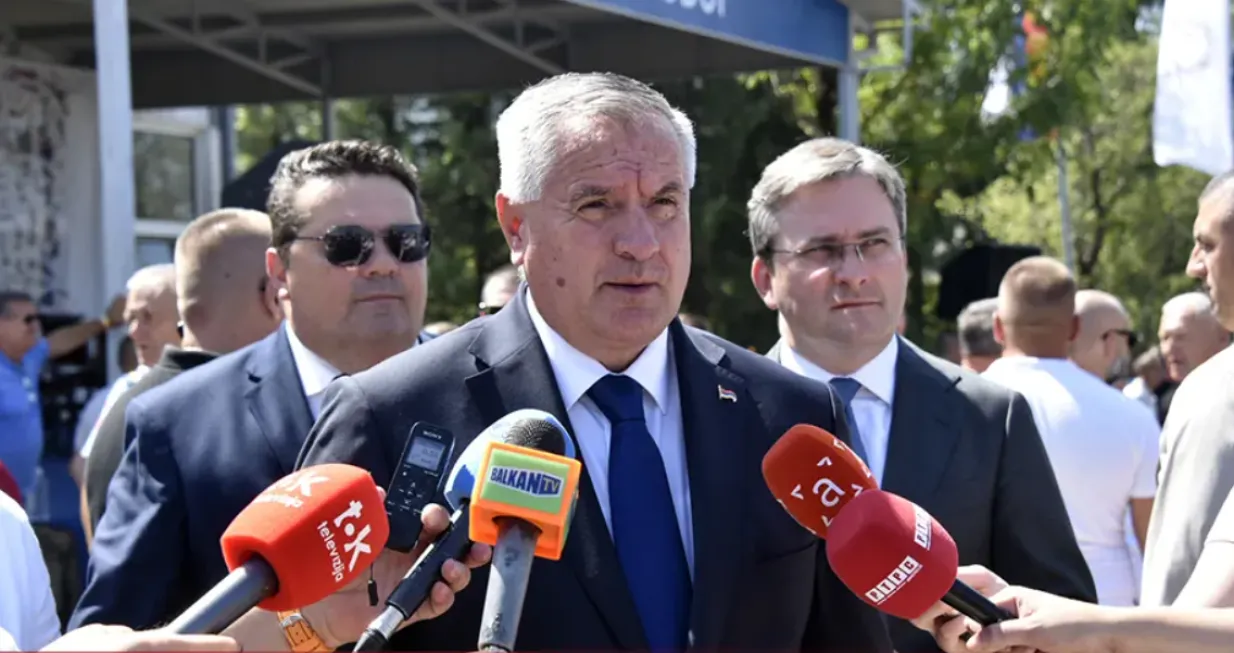 Radovan Višković/Srna/