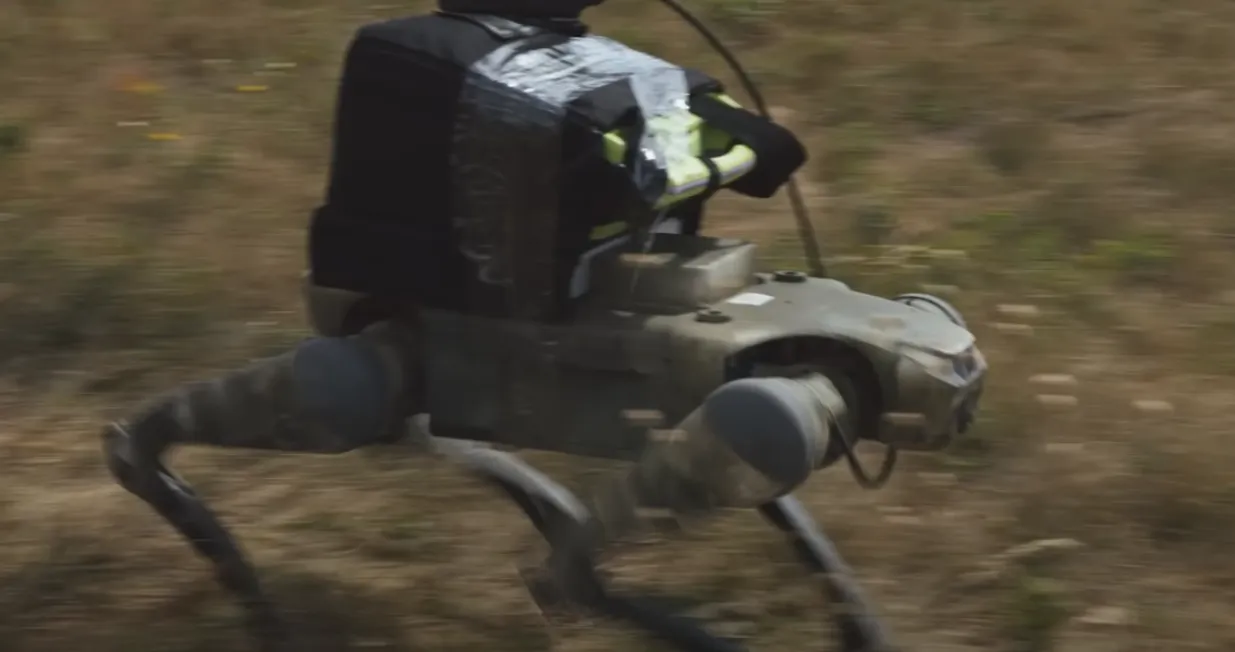 BAD2/ Screenshot/ Youtube/