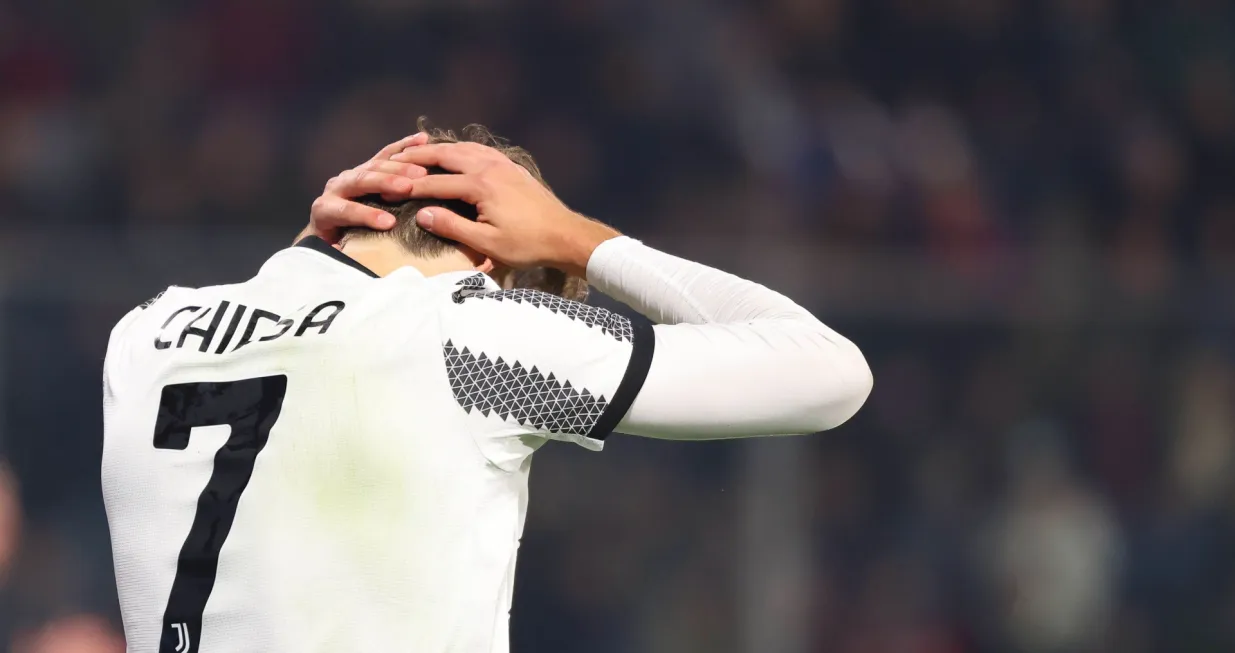 epa10389412 Juventus's Federico Chiesa reacts during the Italian Serie A soccer match US Cremonese vs Juventus FC at Giovanni Zini stadium in Cremona, Italy, 04 January 2023. EPA/SIMONE VENEZIA