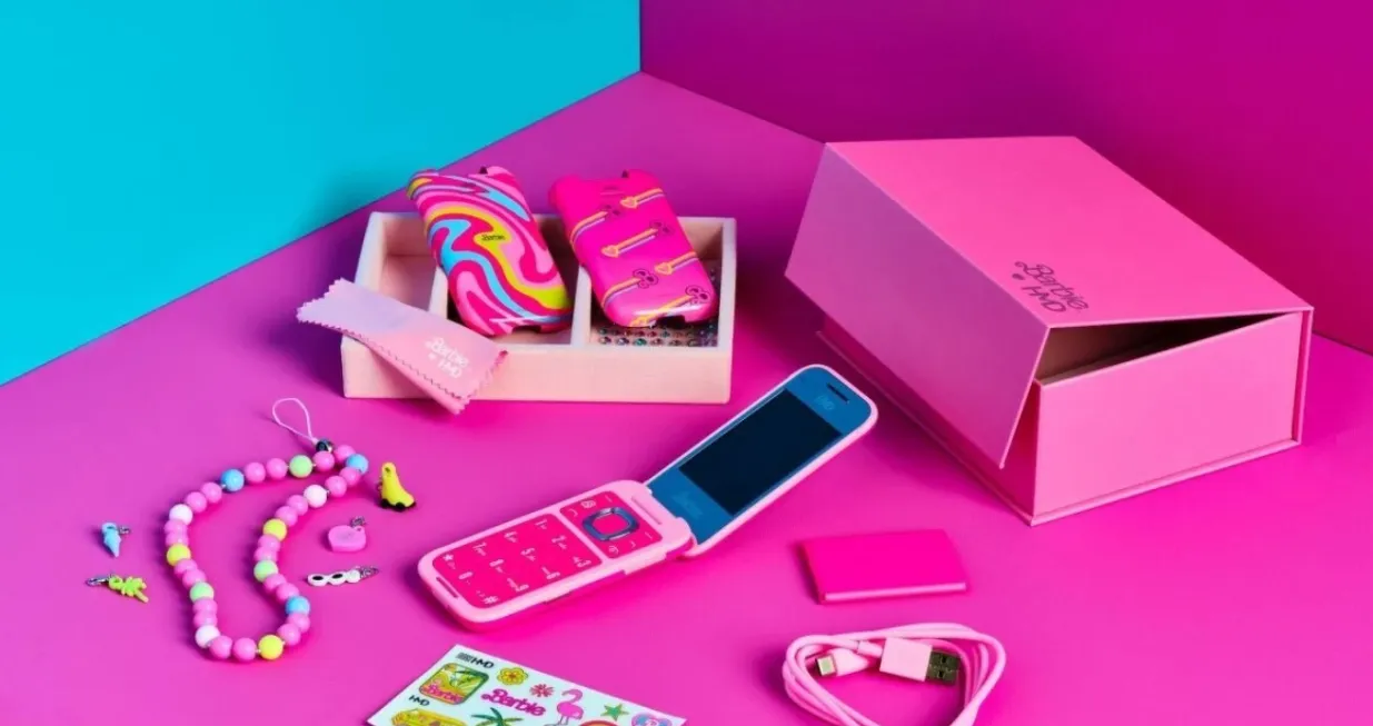 Kompanija HMD predstavila telefon Barbie/Hmd