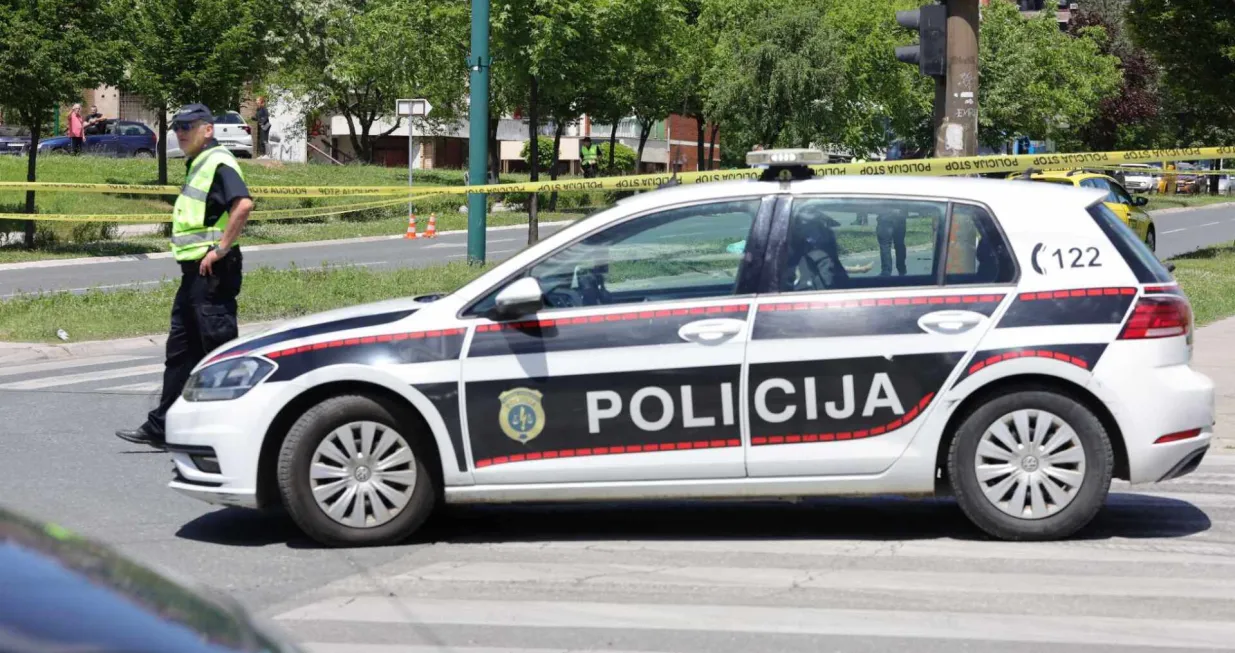 Saobraćajna nesreća u Sarajevu, Mojmilo, MUP KS, policijsko auto, policija Sarajevo, poginula pješakinja/Senad Gubelić/