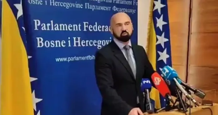 Ramo Isak/Screenshot/