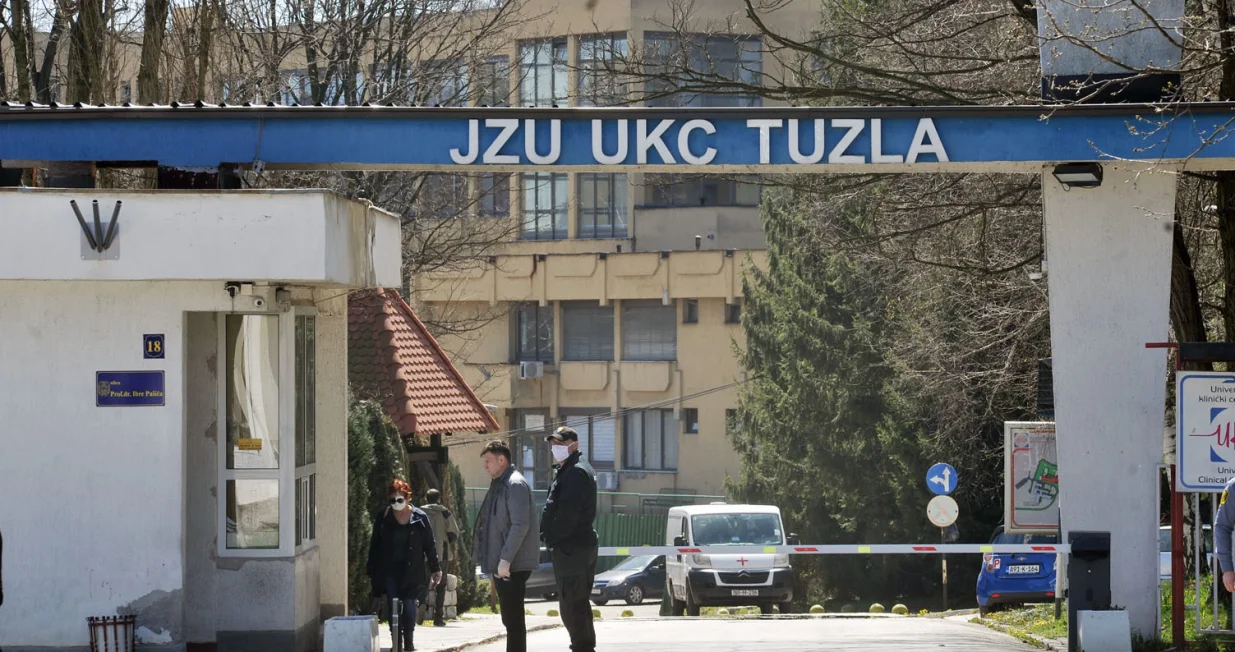 Univerzitetski klinički centar Tuzla/Nap