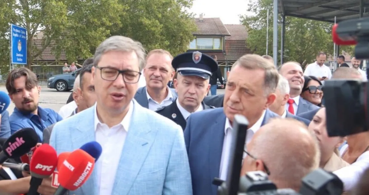 Vučić i Dodik na gp karakaj/Screenshot/