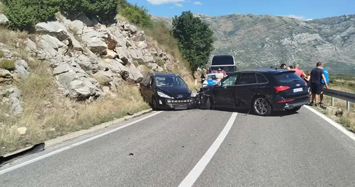 Saobraćaj je obustavljen/ ATV/