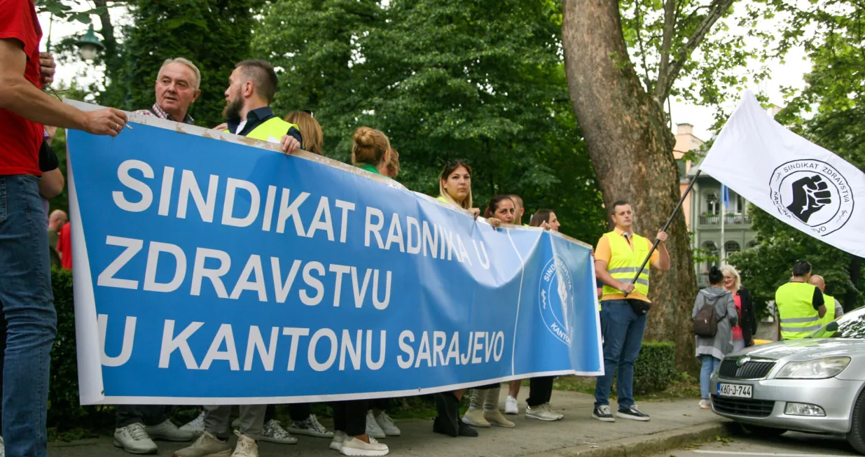 Protest zdravstvenih radnika sindikat zdravstva/Damir Deljo