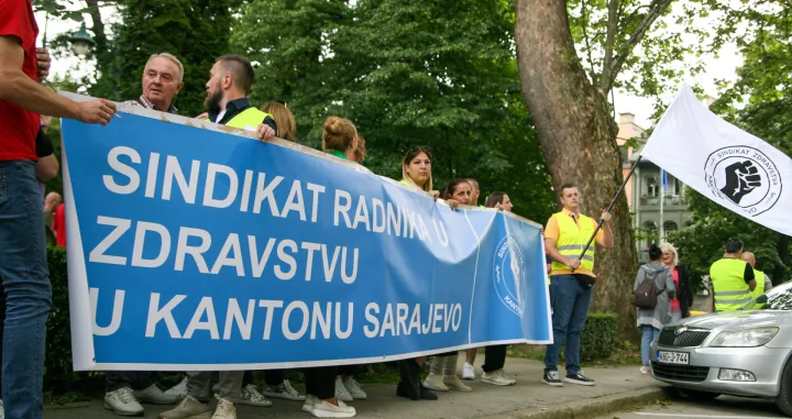 Protest zdravstvenih radnika sindikat zdravstva/Damir Deljo